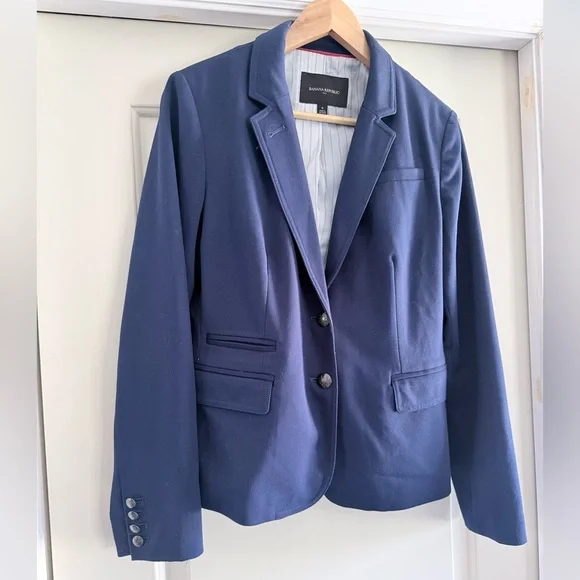 Banana Republic Women's Dark Blue Tailored Blazer - Picture 2 of 3